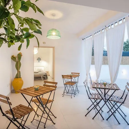بيت ضيافة I Colmi - Trulli 3*